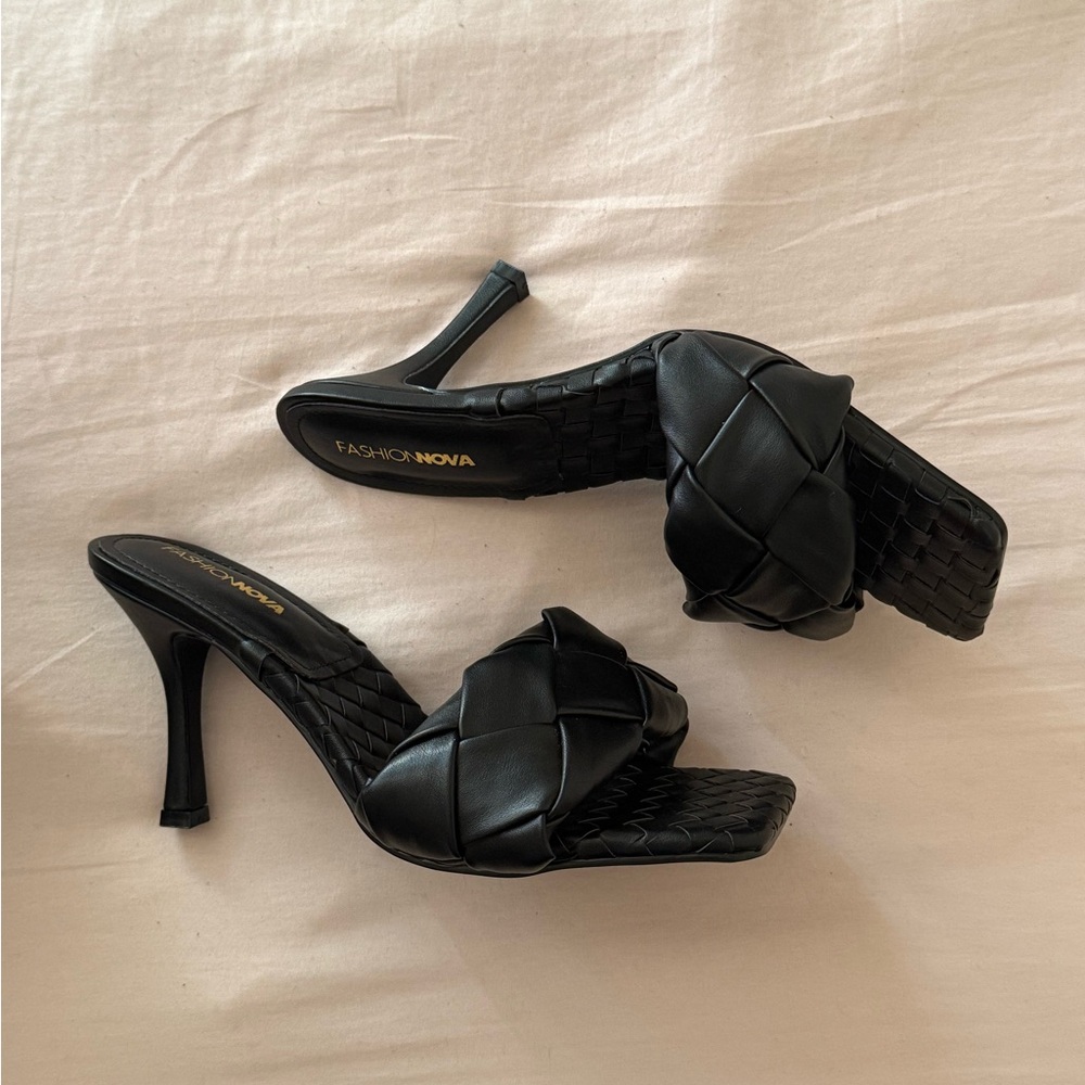 Fashion Nova Black Women's Heeled Sandals